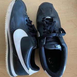 Nike Cortez